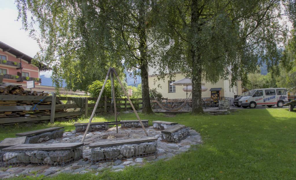 Fit und Fun Sportherberge Kotschach-Mauthen Exterior foto